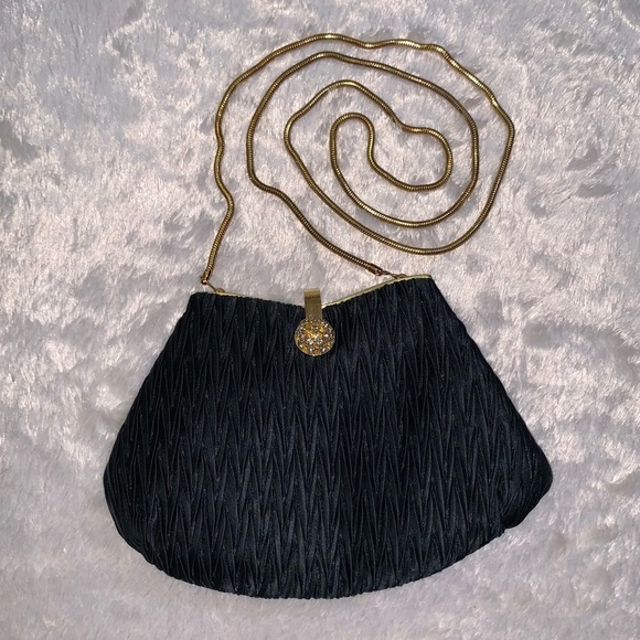 Goldco Handbags - CLASSIC 1950’s Goldco Vintage Evening Clutch with unique classic design